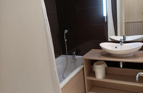 Jausiers Apartment | Appartement Château avec WiFi à Jausiers - 8 pers - FR-1-165B-28