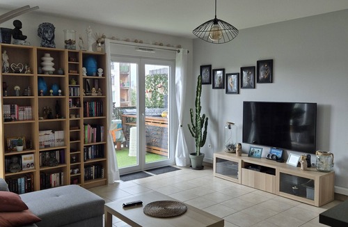 Quartier du Lac Apartment | Appartement Proche du Tram Pour Aller au Centre Ville de Bordeaux