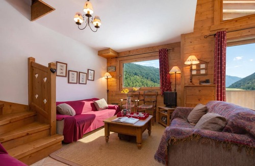 Montroc Apartment | Apt BecD4 Chalet-Style w/Parking for 8, Le Tour (Argentière), France