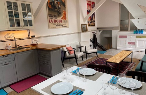 Joinville-le-Pont Apartment | Artist's Loft 2-bedroom 2-bathroom, sunny and calm, with AC in Joinville-le-Pont