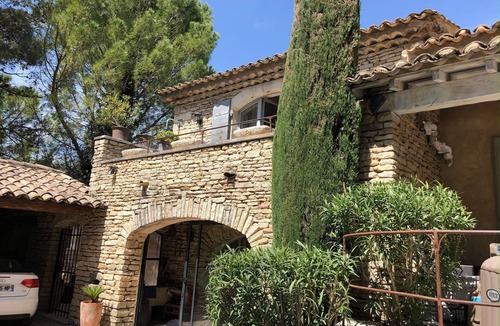 Cabrieres-d'Avignon House | Au Cœur du Luberon, "l'atelier de La Baronnie" Charme Absolu à 4km de Gordes