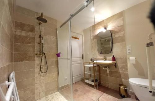Fossemagne Bed & Breakfast | Au pays de Jacquou Chambre d'hôtes et table d'hôtes en Dordogne