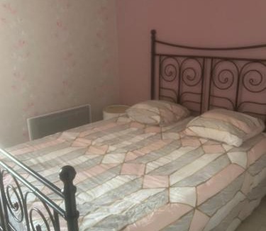Le Breuil Hotel | Au Petit Bouchon
