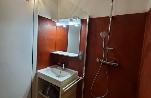 Sermoise-sur-Loire House | Authentic, easily accessible accommodation
