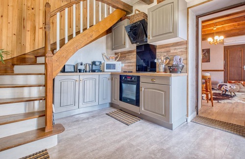 Beauregard-de-Terrasson House | Awesome home in Beauregard-de-Terrasso