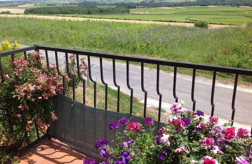 Saint-Fort-sur-Gironde House | Beautiful hill top House with Private Heated Pool, Stunning Views