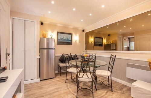 La Croix-Valmer Apartment | Beautiful apartment for 4 people with pool, WIFI, TV and terrace