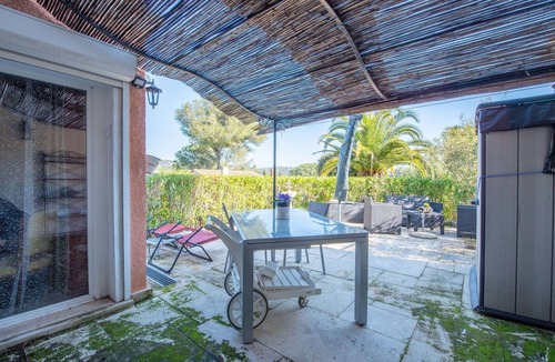 La Croix-Valmer Apartment | Beautiful apartment for 4 people with pool, WIFI, TV and terrace