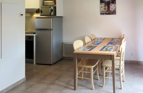 Montignac House | Beautiful apartment in villa for 6 guests with pool, WIFI, TV, terrace and pets allowed