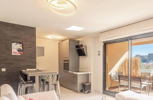 Beausoleil Apartment | Beautiful Apartment With Pool Near Monaco