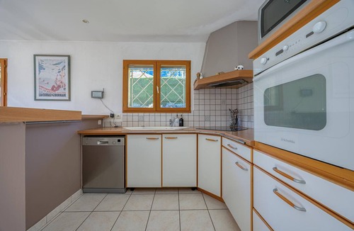 Chaparon House | Beautiful Family Home with a Pool, Nestled Between the Lake and the Mountains