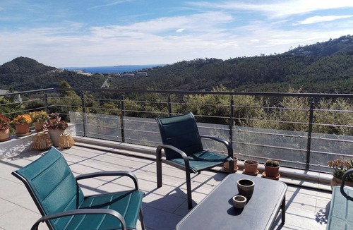 Mandelieu-La-Napoule House | BEAUTIFUL VIEW OF CANNES BAY AND LERINS ISLANDS