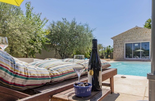 Caromb House | Beautiful private villa for 8 people with WIFI, private pool, A/C, TV and terrace