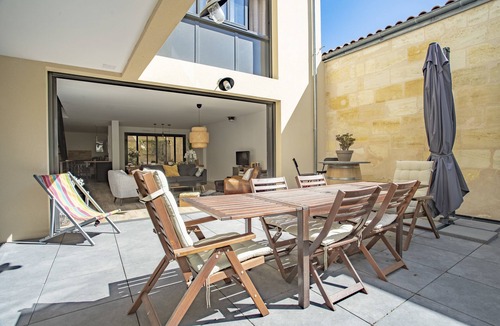 Bastide House | Beautiful triplex house 220m2 bordeaux center with terrases and garage