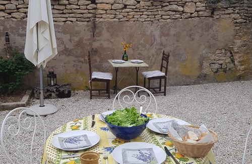 Flavigny-sur-Ozerain House | Beautifully restored mediaeval house in the heritage village of "Chocolat" fame