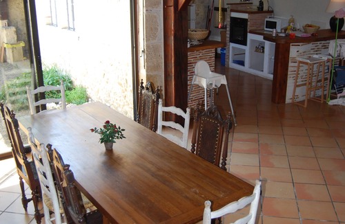 Eynesse House | Beautifully Converted French Barn near Bordeaux