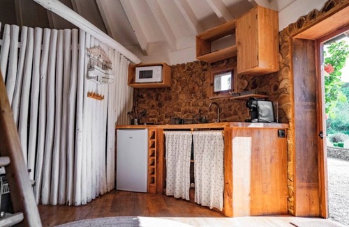 Saint-Amand-de-Coly Cabin | Cabane 3 étoiles - Piscine - ccbfgig