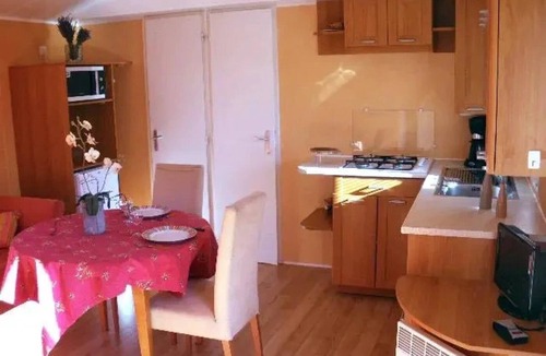 Venterol House | Camping 4 étoiles - Piscine - ccbgdai