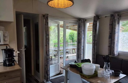 La Cassagne House | Camping de la Grande Prade * - Residence Mobile comfort Acacias with semi-covered terrace 12 m2 equipped with air conditioning 4 people