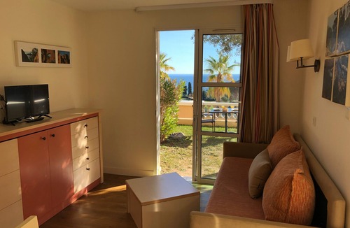 Cap Esterel Resort | Cap Esterel Agay - large garden - exceptional sea and pool views