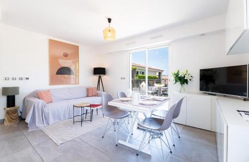 Saint-Tropez City Centre Apartment | Casita 4 - Appartement avec piscine, gym & parking