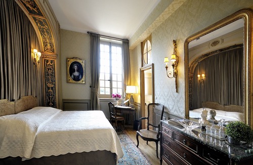 Bourron-Marlotte Hotel | Château de Bourron