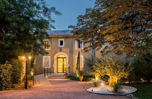 Lancon-Provence Resort | Château la Beaumetane