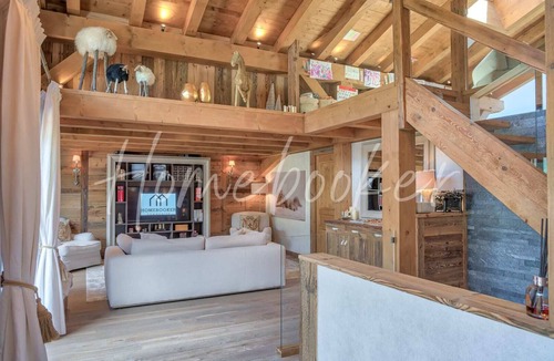 Praz-sur-Arly Ski Chalet | Chalet Boréal Summary