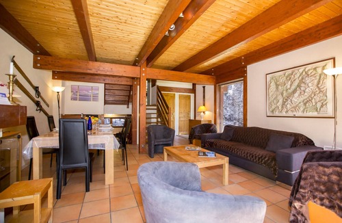 Chamonix-Mont-Blanc Ski Chalet | Chalet Chantey Mourry67 Ski Chalet | Sleeps 8–9, Argentière (Chamonix), France