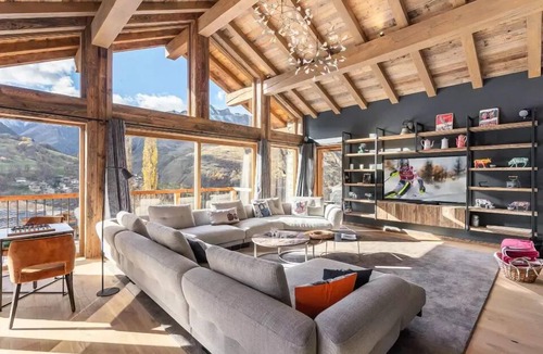Saint-Martin-de-Belleville Apartment | Chalet Du Col De La Lune - 268m2 apartment with exceptional amenities in St Martin de Belleville