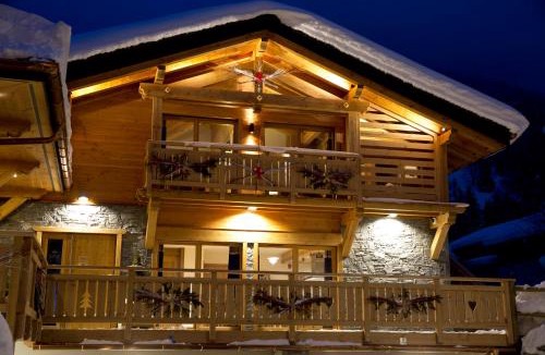 Praz-sur-Arly Ski Chalet | Chalet familial La Griotte avec accès piscine
