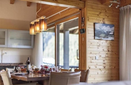 Valfrejus Ski Chalet | Chalet, Ground floor, view valley, terrace, fireplace or stove, tv, ski locker, 158m², Valfréjus