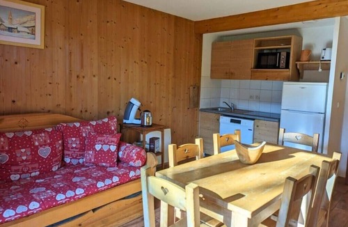 La Feclaz Ski Chalet | Chalet MÖKI , accès piscine sauna *