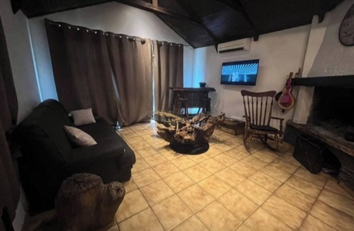 Mouans-Sartoux Ski Chalet | Chalet Paradiso: A Green Oasis in the Heart of the French Riviera