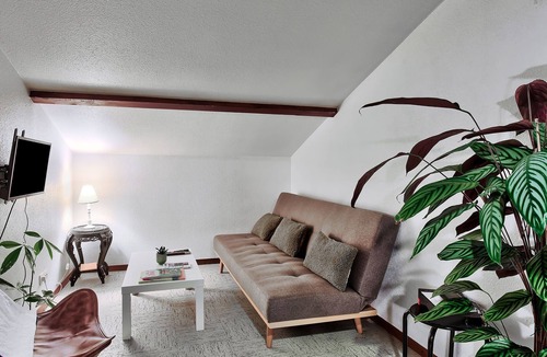 Centre-ville Apartment | Chaleureux Bressan