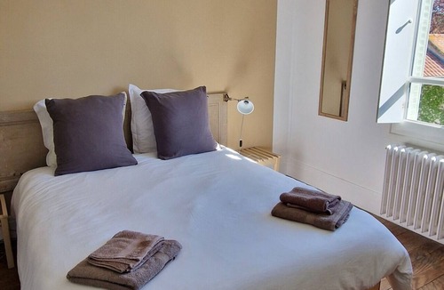 Maringues House | Chambre 2 Duc de Bouillon
