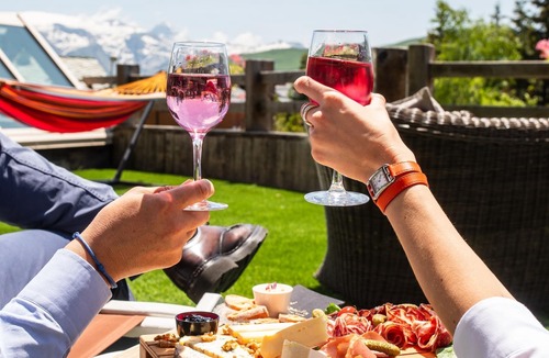 Cognet Hotel | Chambre confort + balcon, accès spa, ski aux pieds