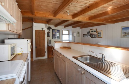 Saint-Clement-des-Baleines House | Charming Village House with Garden near Beach - 2BR, Modern Amenities, BBQ & Parking