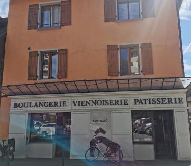 Annecy-le-Vieux Apartment | Charmant appartement à 1 minute du lac
