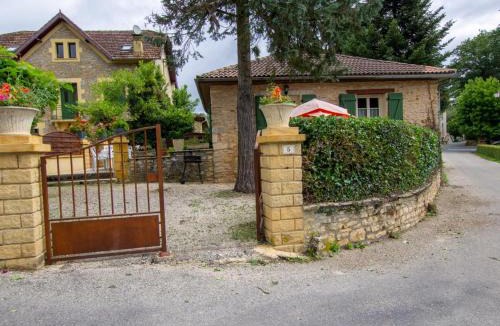 Mazeyrolles House | Charmante maison à Prats-du-Périgord avec jardin clos - FR-1-616-353