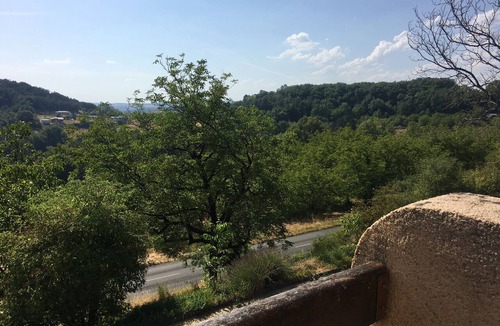 Beauregard-de-Terrasson House | Charming house surrounded by nature, with a spa, barbecue, and fireplace. Pets welcome!