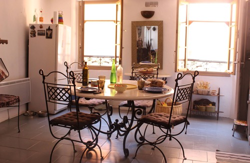 Grasse Apartment | CHARMING 2-bedroom apartment in the very heart of the city, with a terrace and air conditioning
