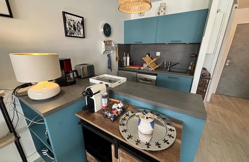 Hendaye Apartment | Charming 2-room apartment with pool in Hendaye, near port