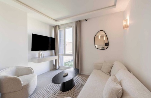 Saint-Tropez City Centre Apartment | Charming Apartment - 2bdr/6p - Saint Tropez/port