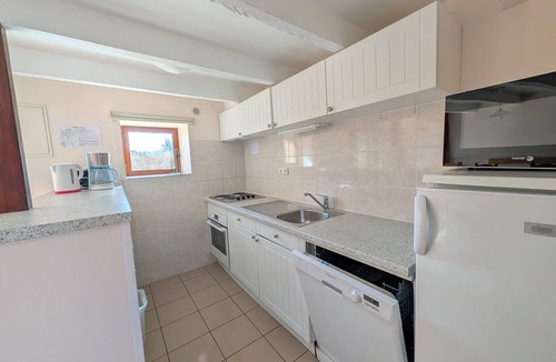 Gavaudun Cottage | Charming family cottage in Holiday Resort * swimming pool, tennis, bar, etc.