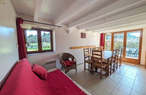 Gavaudun Cottage | Charming family cottage in Holiday Resort * swimming pool, tennis, bar, etc.
