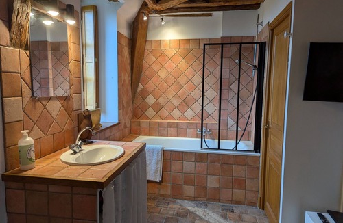 Paucourt Bed & Breakfast | Charming Forest Retreat: Elegant Double Rooms & Family Suite, Near Paris & Fontainebleau