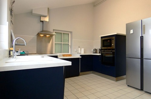 Saint-Georges-sur-Eure Cottage | Charming 14-Person Country House with Garden, BBQ, Parking, Near Chartres