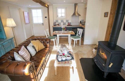 Tremblay-les-Villages Apartment | Charming renovated apartment in old house with garden