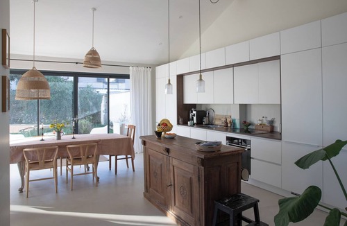 Chevry Apartment | Charming house between mountain and lac near Geneva.